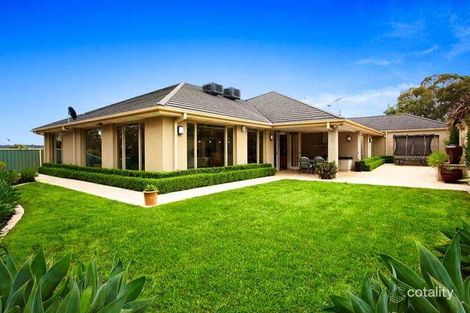 Property photo of 20 Grevillia Grove Plenty VIC 3090