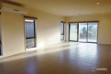 Property photo of 14 Pearl Drive Craigieburn VIC 3064