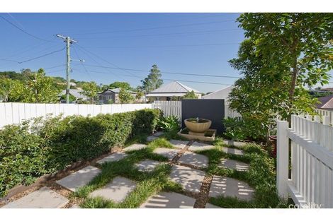 Property photo of 12 O'Connell Place Red Hill QLD 4059