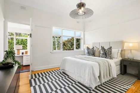 Property photo of 51 Baroona Road Northbridge NSW 2063