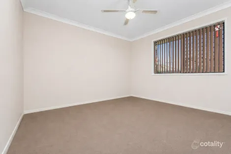 Property photo of 3 Eve Court Kallangur QLD 4503