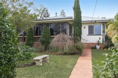 6 Wyndham St, North Toowoomba, QLD 4350
