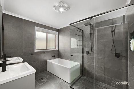 Property photo of 1 Veal Place Conder ACT 2906