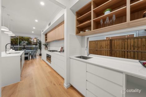 Property photo of 10 Ormiston Grove Ormiston QLD 4160