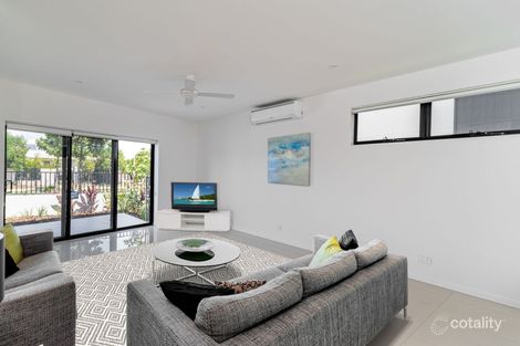 Property photo of 44 Promenade Circuit Hope Island QLD 4212