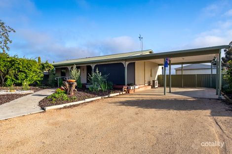 Property photo of 25 Westbrook Avenue Loxton SA 5333