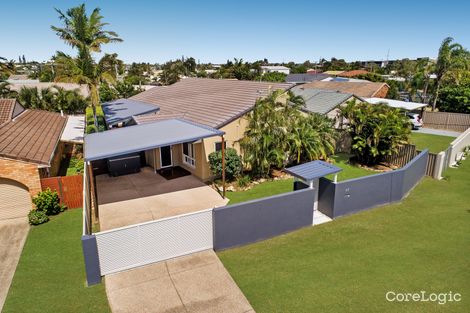 Property photo of 17 Lapoinya Crescent Warana QLD 4575