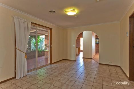 Property photo of 5 Julie Court Kangaroo Flat VIC 3555