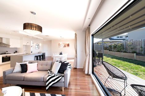 Property photo of 47 Alec Hope Crescent Franklin ACT 2913