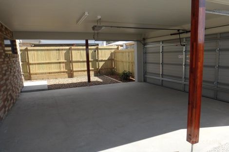 Property photo of 33 Damian Leeding Way Upper Coomera QLD 4209