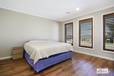 Property photo of 33 Brewer Drive West Wodonga VIC 3690