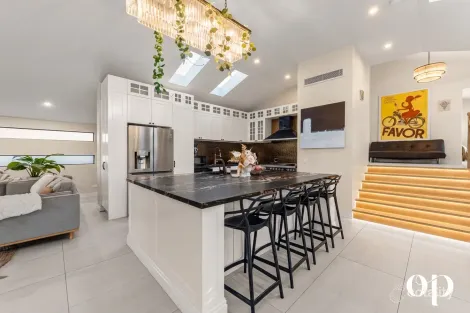 Property photo of 20 Murrumba Drive Ashmore QLD 4214