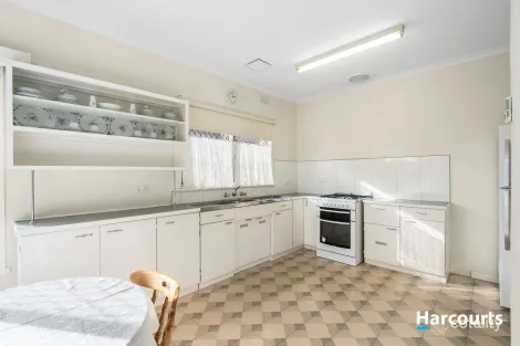 Property photo of 84 Cardinal Road Glenroy VIC 3046