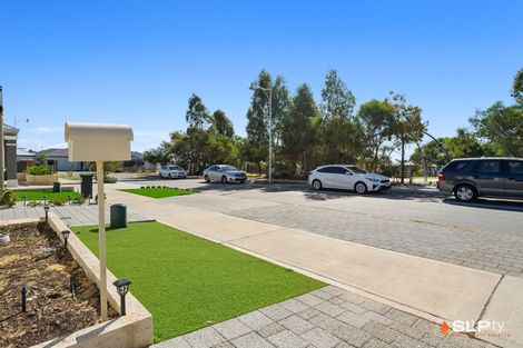 Property photo of 3 Magpie Way Banksia Grove WA 6031