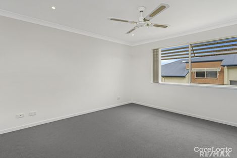 Property photo of 10/13 Mapleton Circuit Varsity Lakes QLD 4227