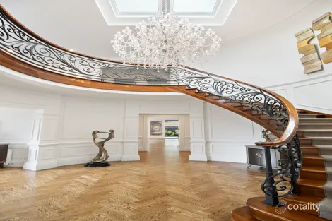 Property photo of 7 Tower Road Balwyn North VIC 3104