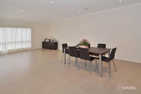 Property photo of 18 Parry Drive Sunshine West VIC 3020