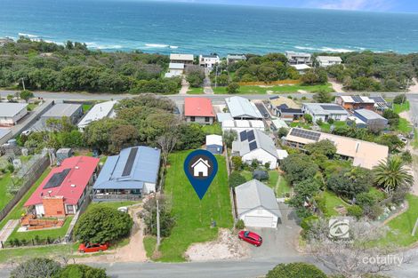 34 Lind Dr, Lake Tyers Beach, VIC 3909