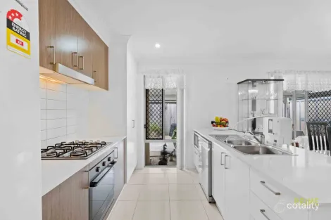 Property photo of 3 Poole Road Urraween QLD 4655