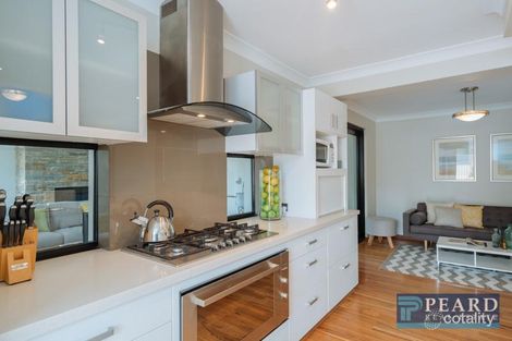 Property photo of 3 Karo Place Duncraig WA 6023