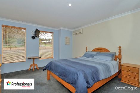 Property photo of 4 Woodlea Place Sawyers Valley WA 6074