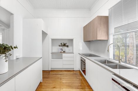 Property photo of 124 Thorn Street Ipswich QLD 4305