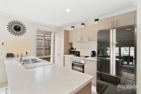 Property photo of 24 Munthari Drive Berrinba QLD 4117