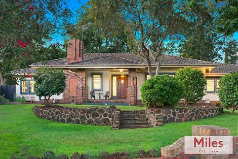 27 Burton Cres, Ivanhoe East, VIC 3079