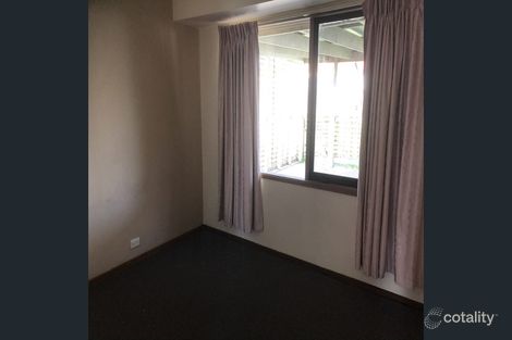 Property photo of 45 Kennington Park Drive Endeavour Hills VIC 3802