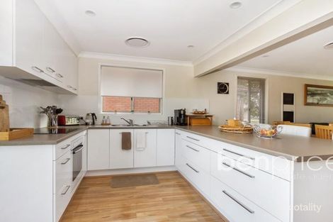 Property photo of 5 Shadlow Crescent St Clair NSW 2759