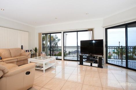 Property photo of 12 Seaview Avenue Hallett Cove SA 5158