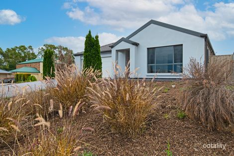 Property photo of 24 Ian Ross Drive Williamstown SA 5351