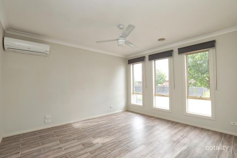 Property photo of 30 Edmondshaw Drive Deer Park VIC 3023