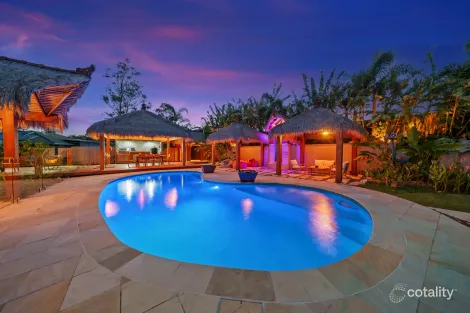 2 Fuchsia Way, Gaven, QLD 4211