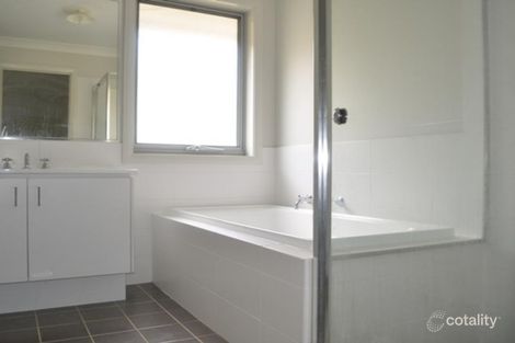 Property photo of 20 Bellona Terrace Glenfield NSW 2167