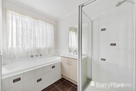 Property photo of 119 Rose Grange Boulevard Tarneit VIC 3029