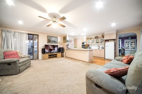 Property photo of 1 May Road Junction Village VIC 3977