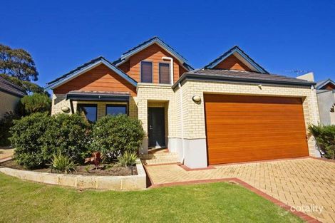 8a Scalby St, Scarborough, WA 6019