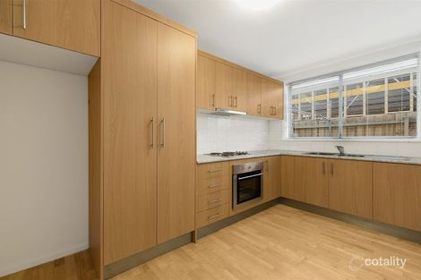 2/223 Station St, Fairfield, VIC 3078