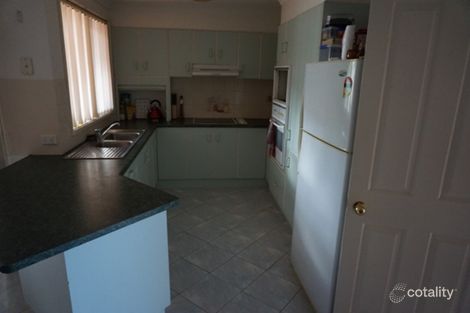 20 Lake Heights Rd, Lake Heights, NSW 2502