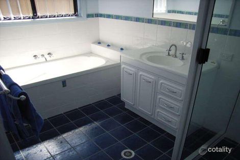 Property photo of 8 Gwen Court Urraween QLD 4655