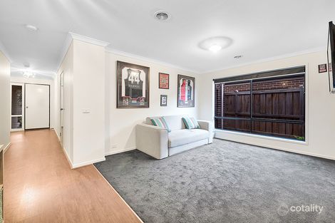Property photo of 5 Coolana Drive Clyde North VIC 3978