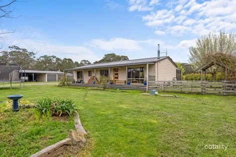 15 Egerton-Bungeeltap Rd, Mount Egerton, VIC 3352