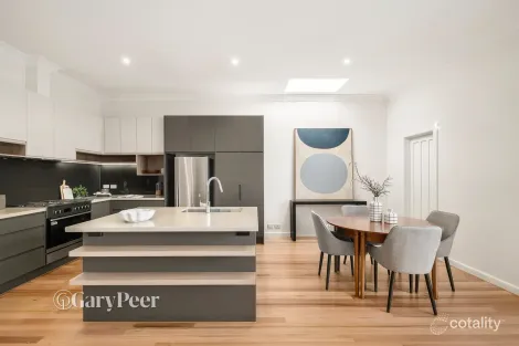 Property photo of 10 Filbert Street Caulfield South VIC 3162