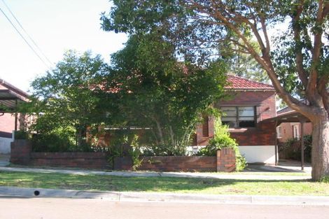 17 Clemton Ave, Earlwood, NSW 2206