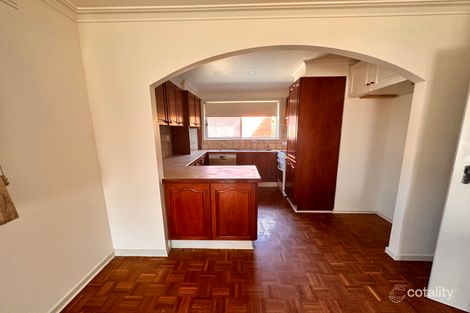 Property photo of 2 Devira Street Dandenong North VIC 3175