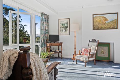 Property photo of 17 Belhaven Avenue Taroona TAS 7053