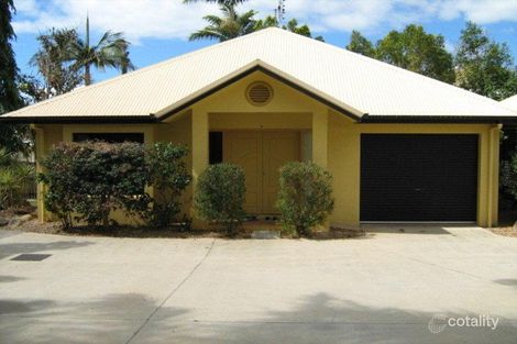 2/5 Hedley Cl, Redlynch, QLD 4870