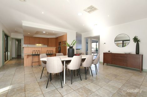 Property photo of 3 Bundy Place Mill Park VIC 3082