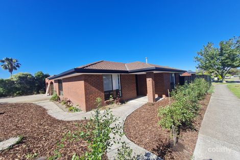 Property photo of 2 Bond Court Meadow Heights VIC 3048
